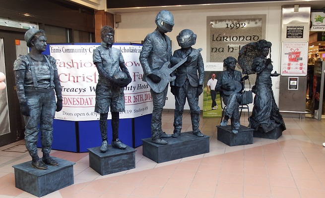 Moving Statues Bring History to Life